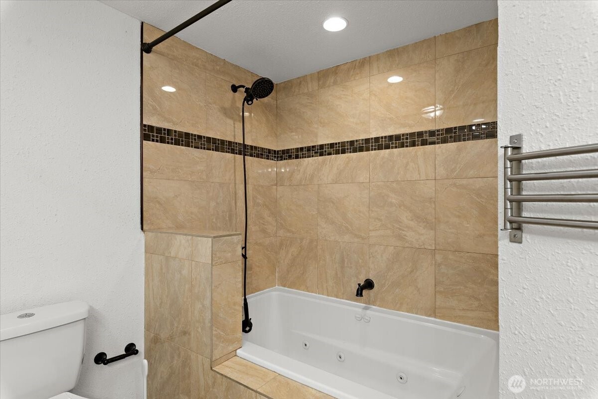 2802 NE 23rd Place Renton WA 98056