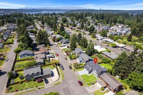 2802 NE 23rd Place Renton WA 98056