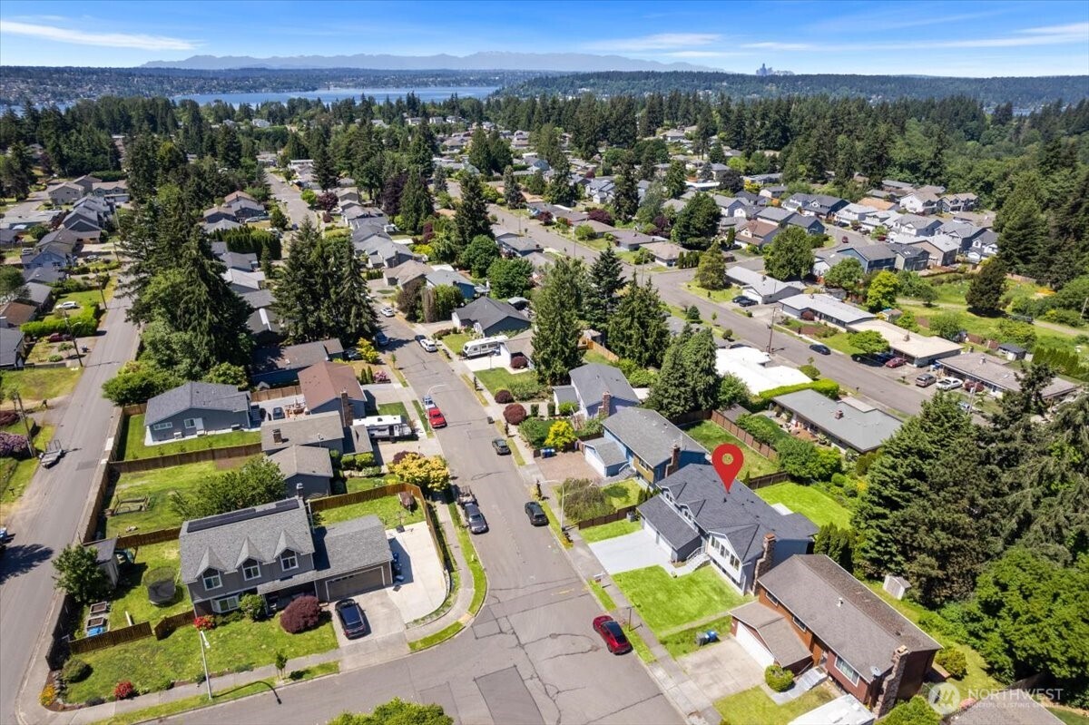2802 NE 23rd Place Renton WA 98056
