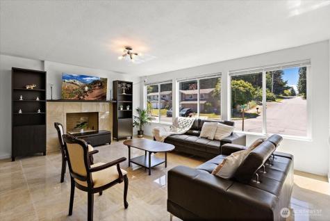 2802 NE 23rd Place Renton WA 98056