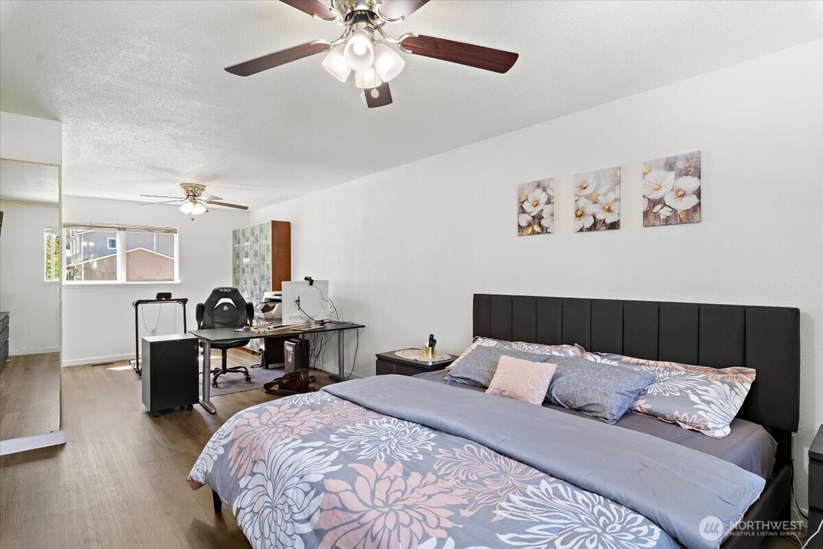 2802 NE 23rd Place Renton WA 98056