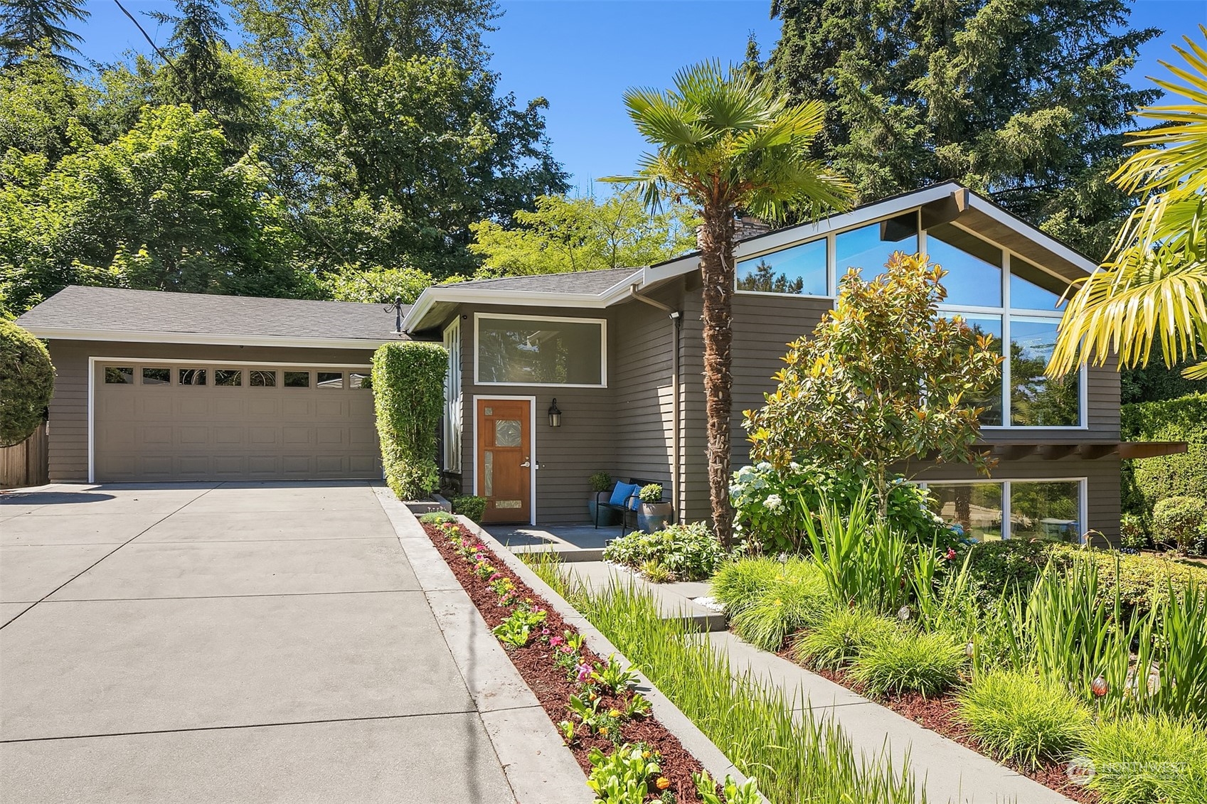 12819 SE 45th Place Bellevue WA 98006