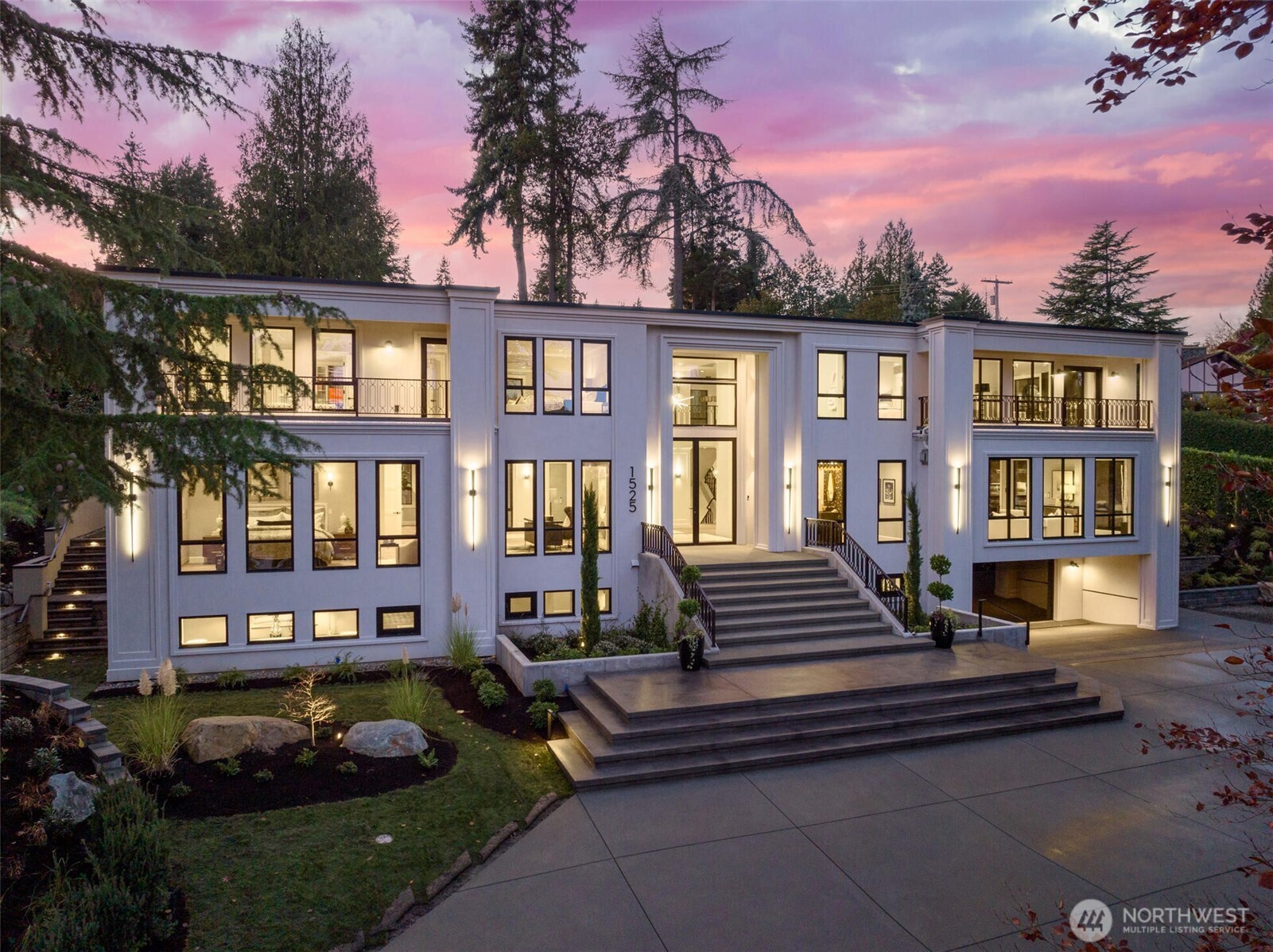 1525 79th Place NE Medina WA 98039