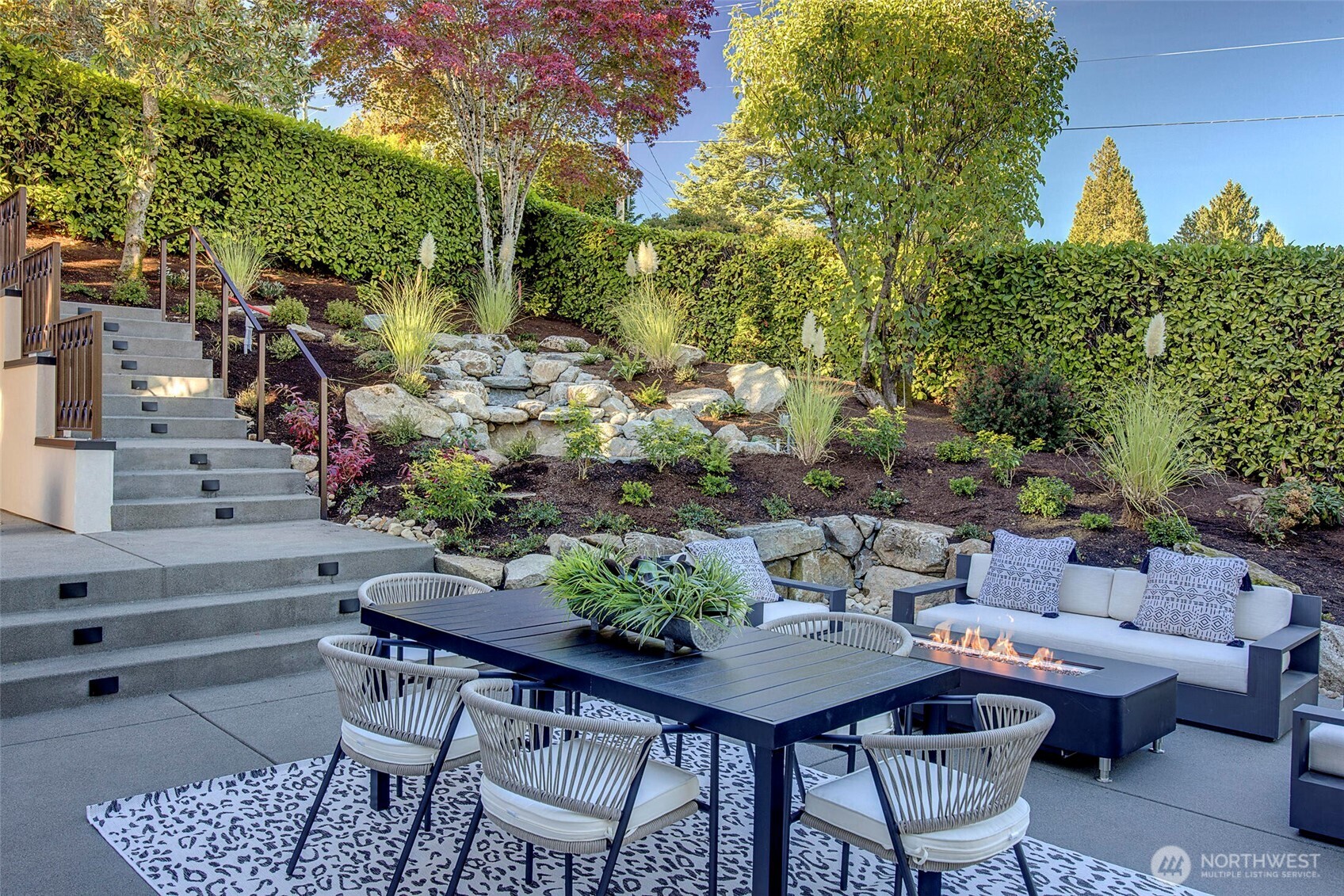 1525 79th Place NE Medina WA 98039