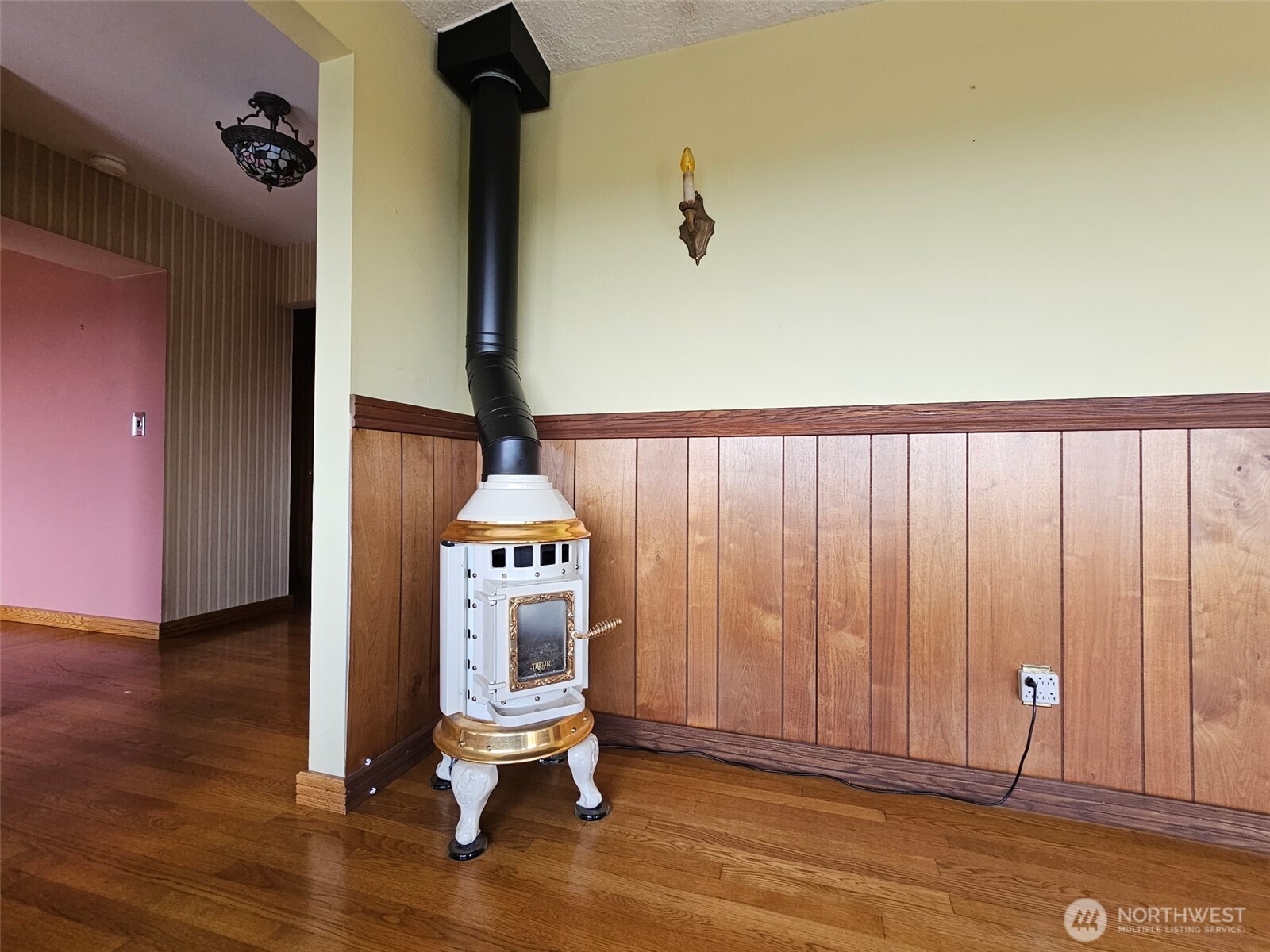 6814 Sleret Avenue Vancouver WA 98664
