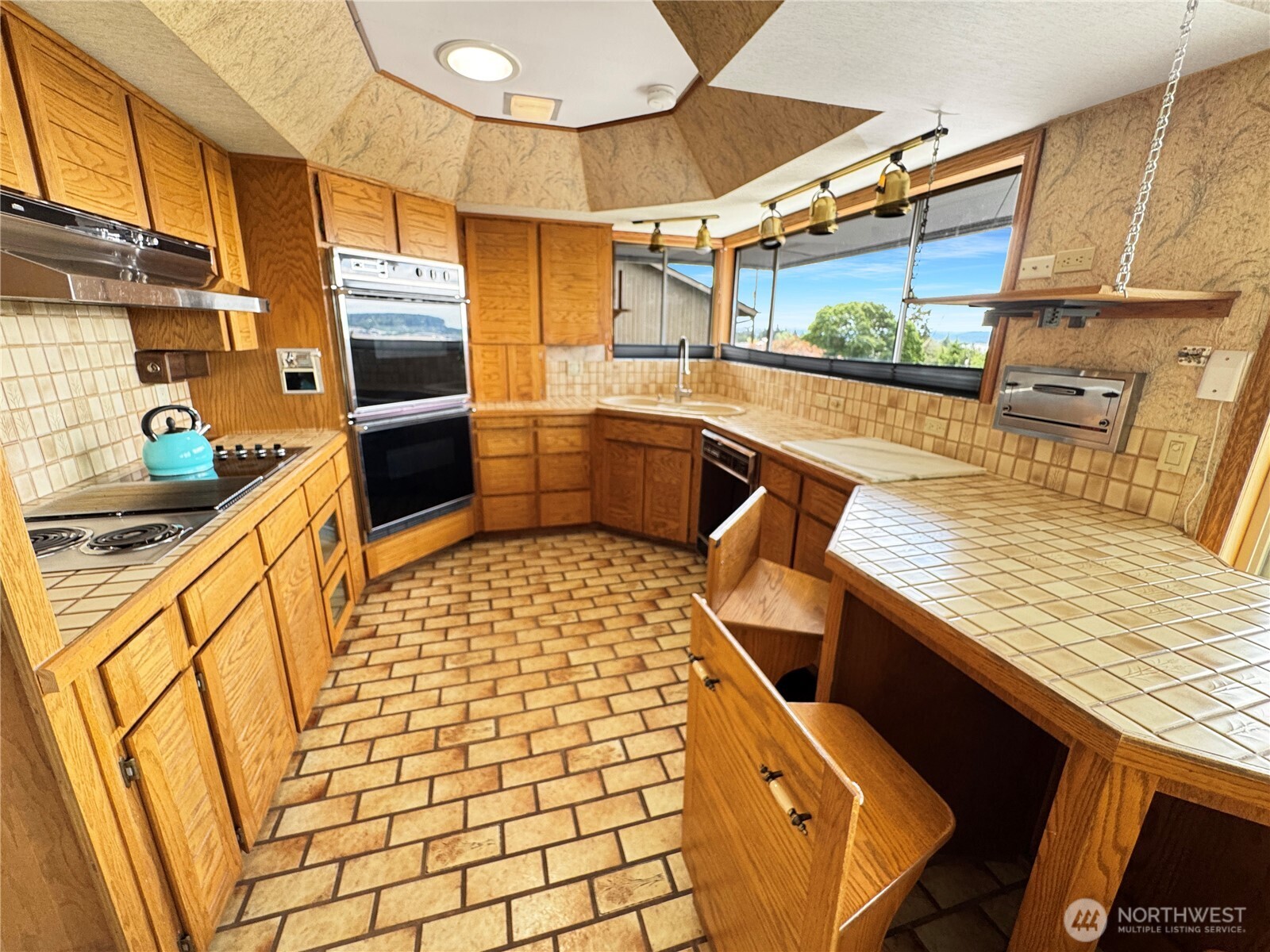 6814 Sleret Avenue Vancouver WA 98664