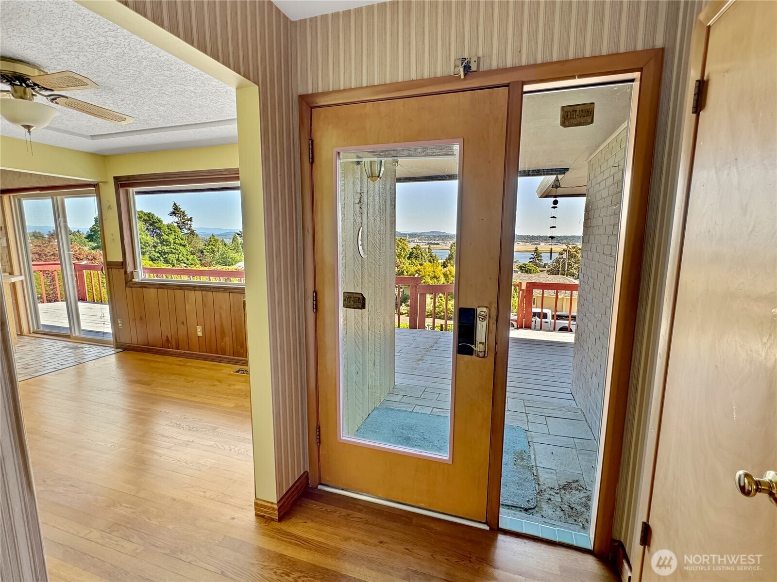 6814 Sleret Avenue Vancouver WA 98664