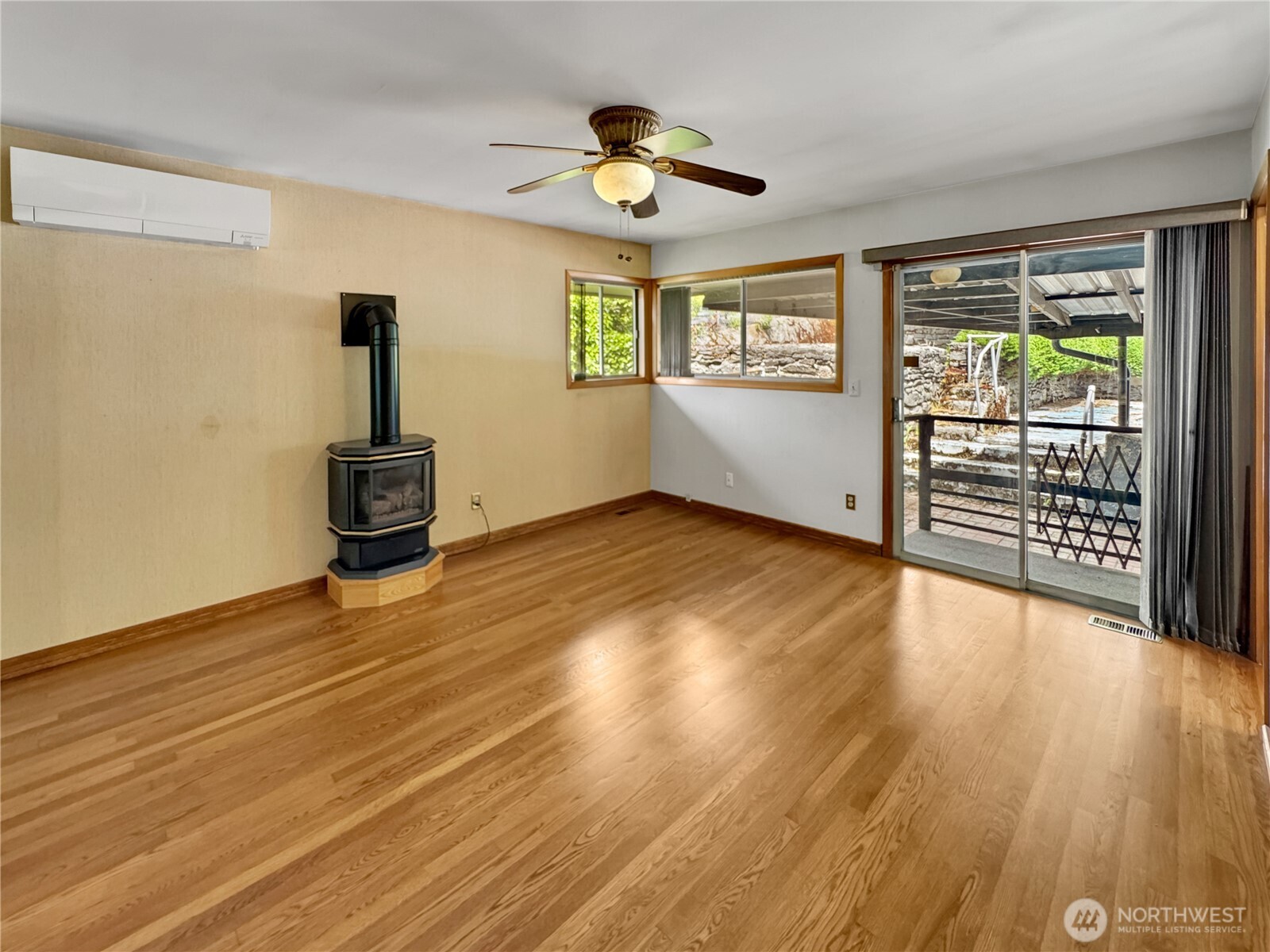 6814 Sleret Avenue Vancouver WA 98664