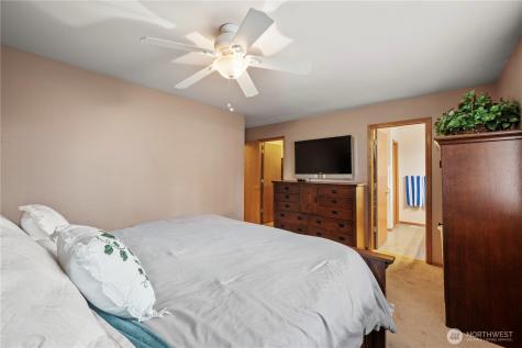 19618 Knoll Drive Arlington WA 98223