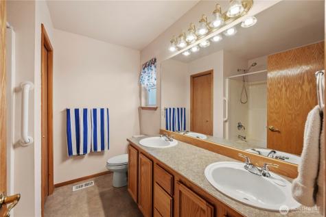 19618 Knoll Drive Arlington WA 98223