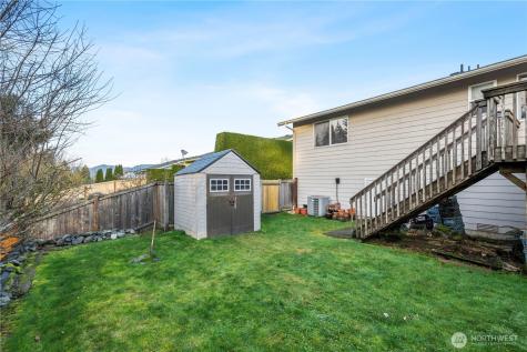19618 Knoll Drive Arlington WA 98223