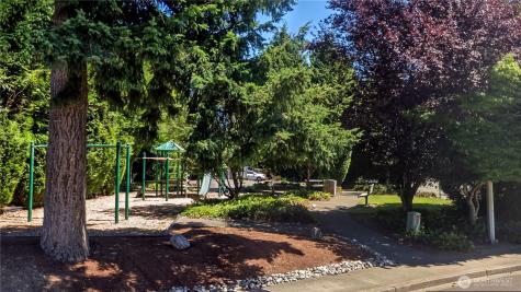 4610 NE 1st Court Renton WA 98059