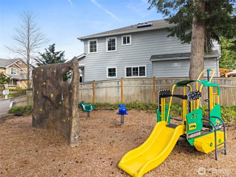 4610 NE 1st Court Renton WA 98059