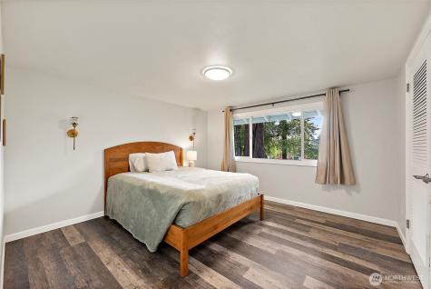 10516 46th Avenue E Tacoma WA 98446