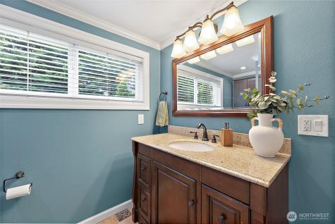 10516 46th Avenue E Tacoma WA 98446