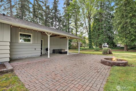 10516 46th Avenue E Tacoma WA 98446