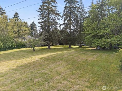 10516 46th Avenue E Tacoma WA 98446