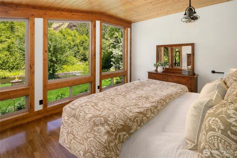 8501 Manastash Road Ellensburg WA 98926