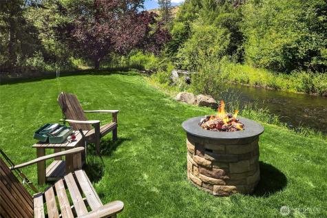 8501 Manastash Road Ellensburg WA 98926