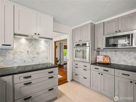 10310 244th Street E Graham WA 98338