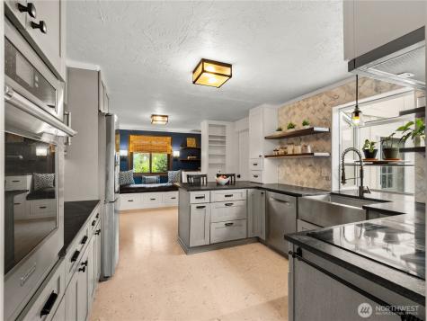 10310 244th Street E Graham WA 98338