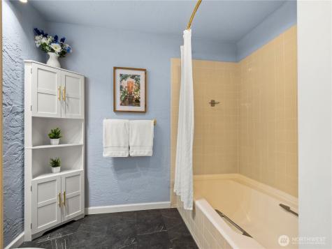 10310 244th Street E Graham WA 98338
