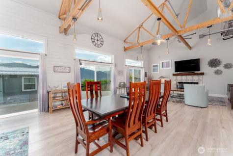 117 Wells Avenue Manson WA 98831