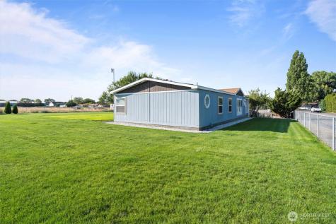 8253 Scott Road NE Moses Lake WA 98837