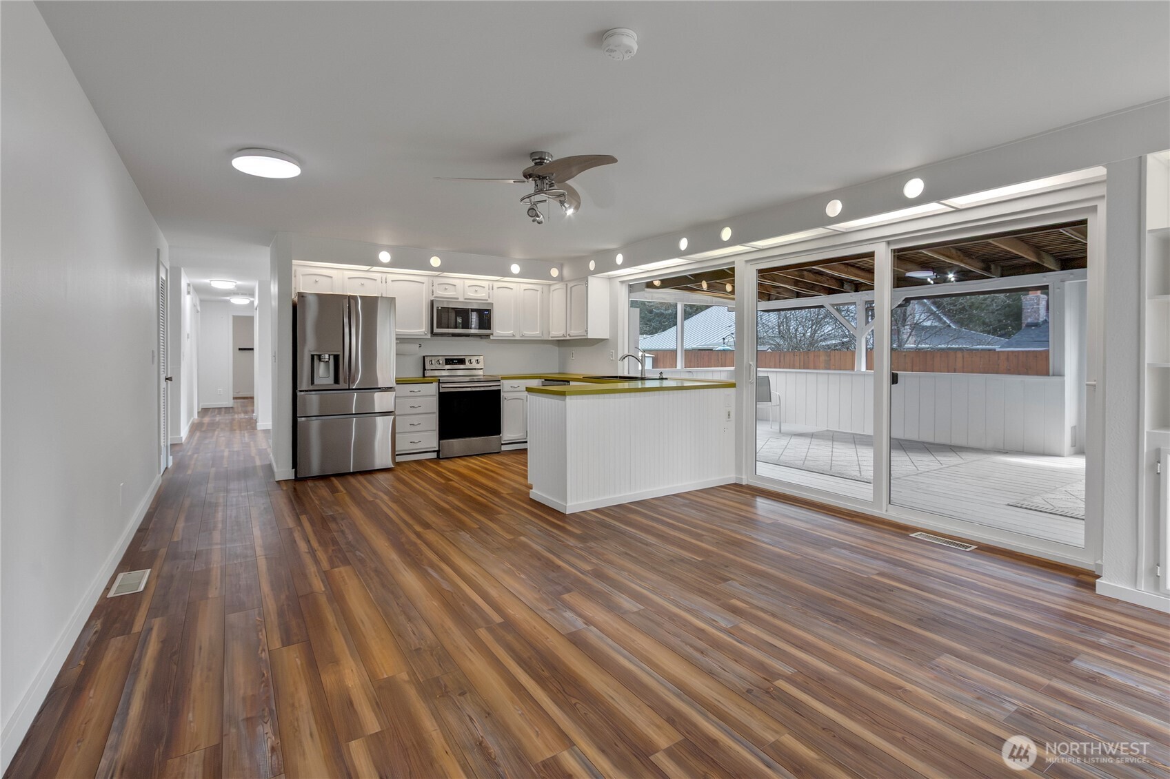 9814 Onyx Drive SW Lakewood WA 98498