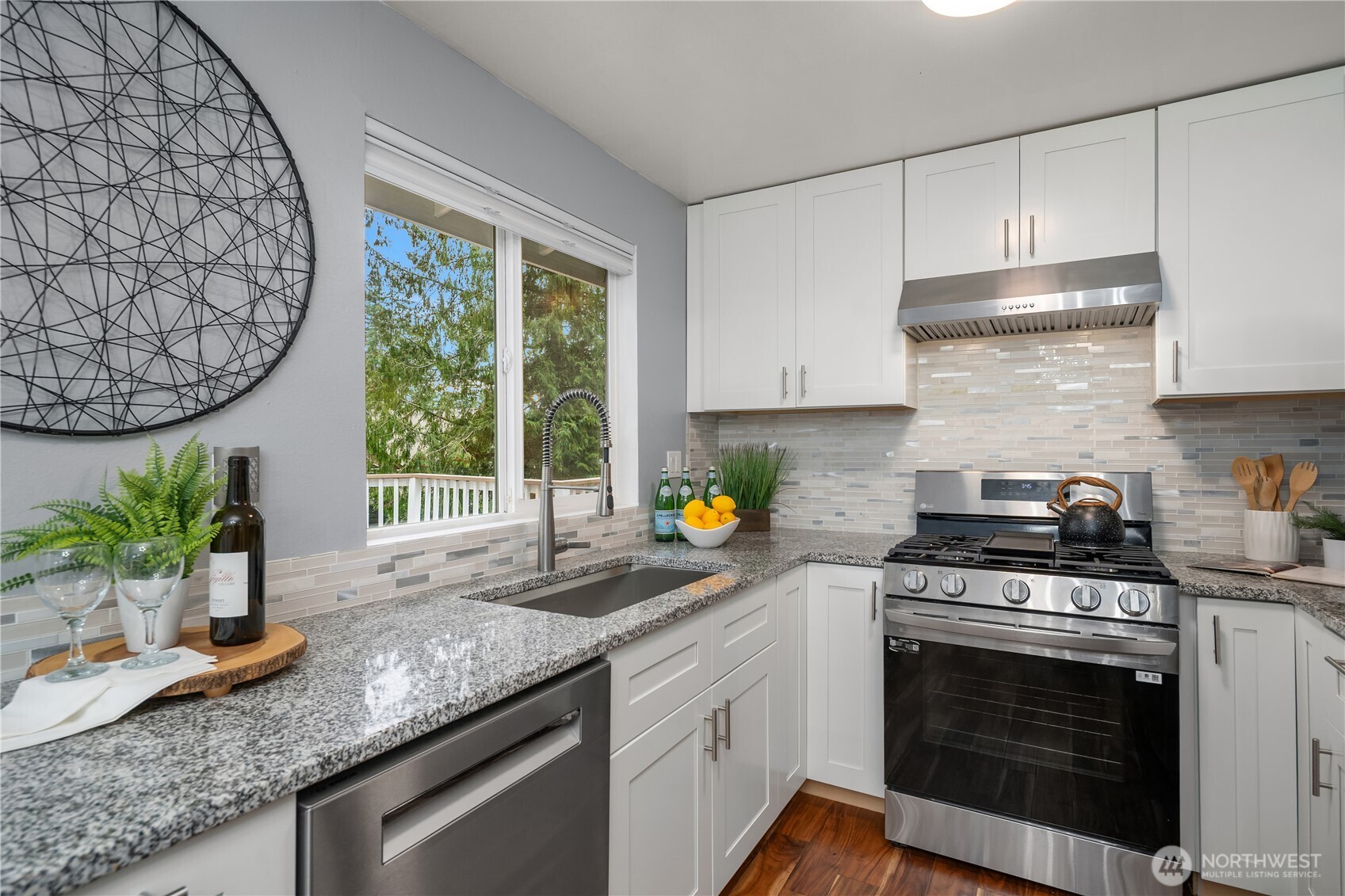 21239 NE 10th Place Sammamish WA 98074