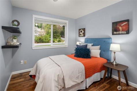 21239 NE 10th Place Sammamish WA 98074
