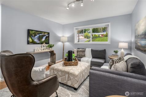 21239 NE 10th Place Sammamish WA 98074