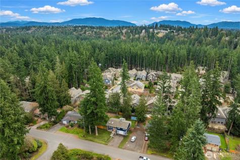 21239 NE 10th Place Sammamish WA 98074