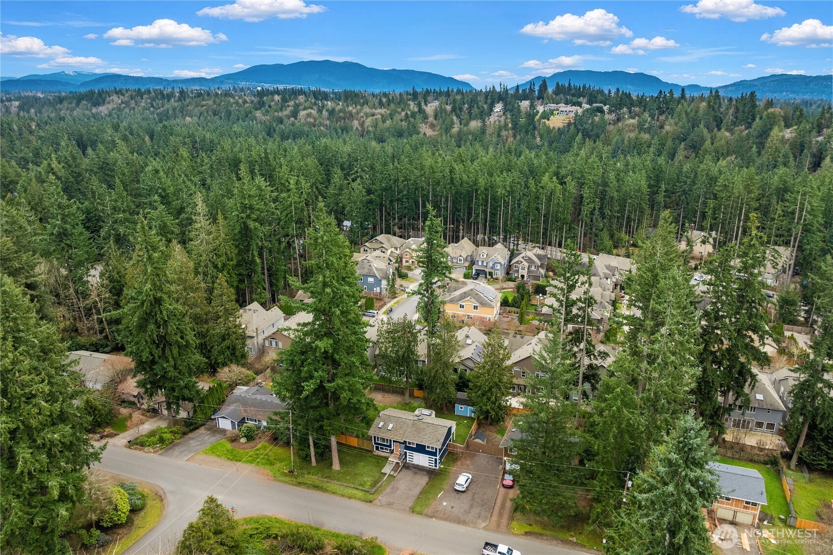 21239 NE 10th Place Sammamish WA 98074