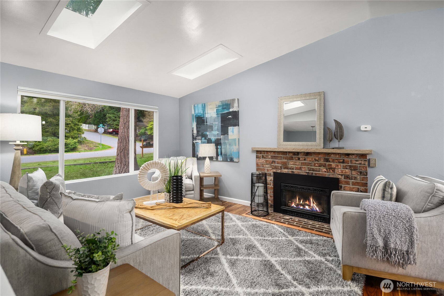 21239 NE 10th Place Sammamish WA 98074