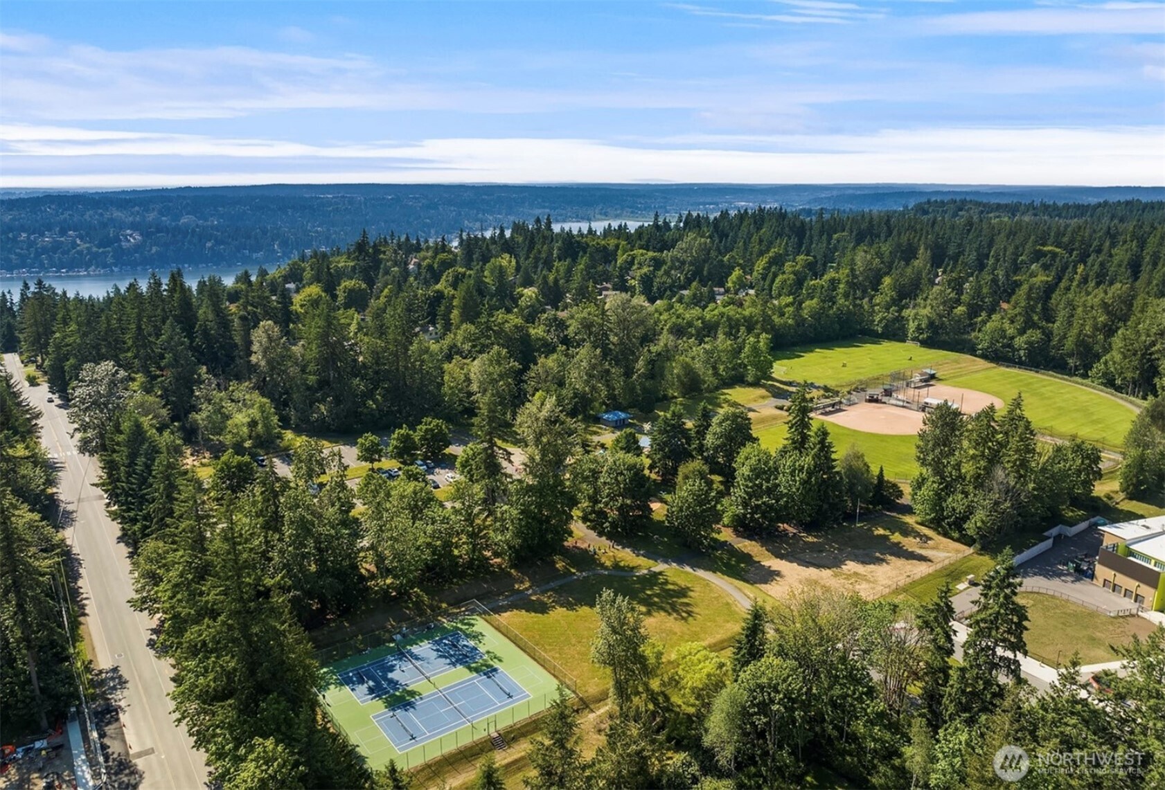 21239 NE 10th Place Sammamish WA 98074