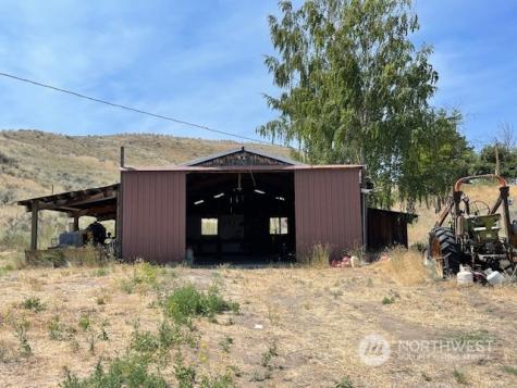 46 Siwash Creek Road Tonasket WA 98855