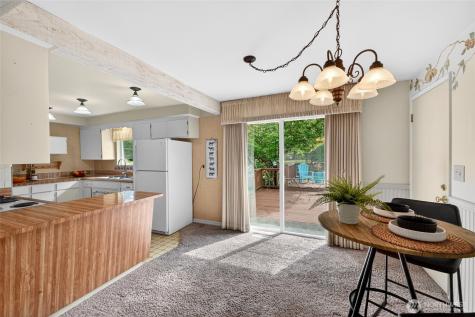 12810 162nd Avenue SE Renton WA 98059
