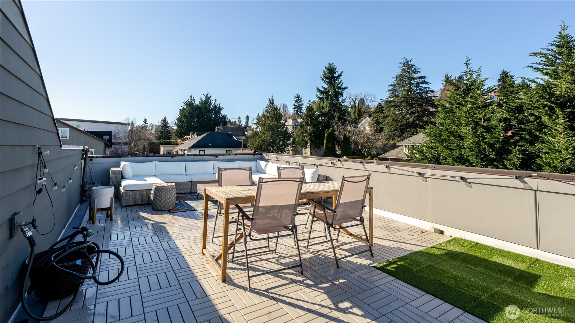 3245 21st Avenue W Seattle WA 98199