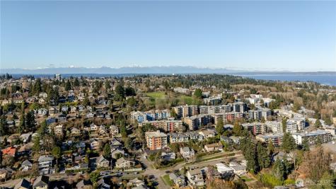 3245 21st Avenue W Seattle WA 98199