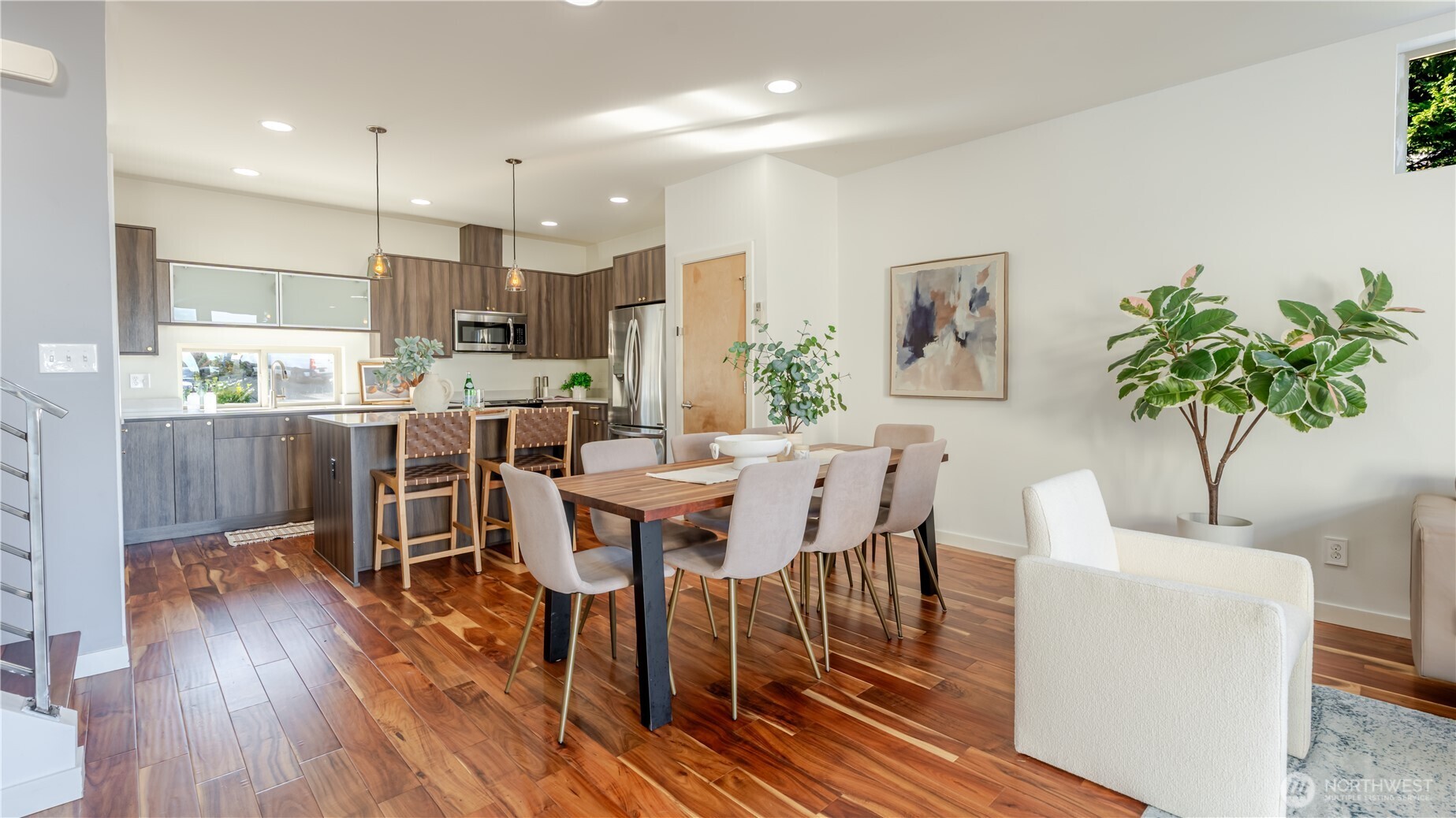 3245 21st Avenue W Seattle WA 98199