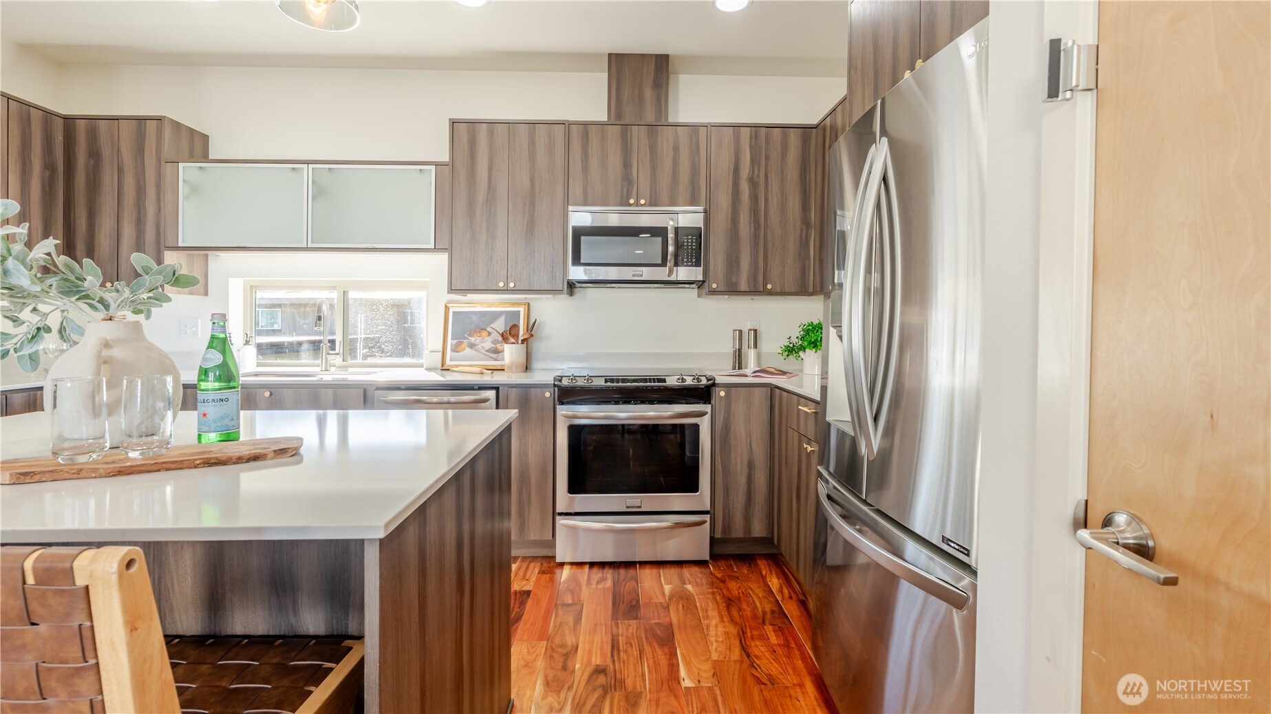 3245 21st Avenue W Seattle WA 98199