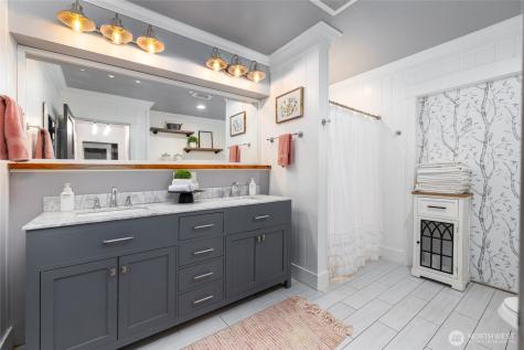 11334 Farm To Market Road Mount Vernon WA 98273