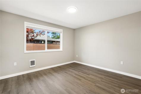 605 E 91st Street Tacoma WA 98445