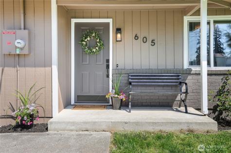 605 E 91st Street Tacoma WA 98445