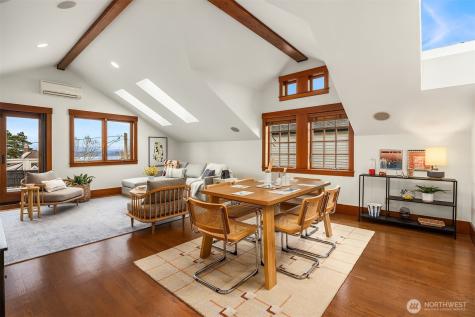 1632 35th Avenue Seattle WA 98122