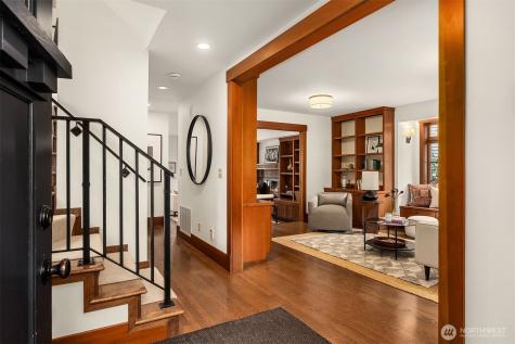 1632 35th Avenue Seattle WA 98122