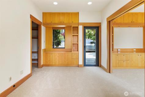 5511 104th Avenue NE Kirkland WA 98033