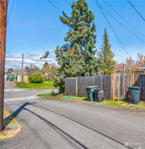 1202 Wetmore Avenue Everett WA 98201