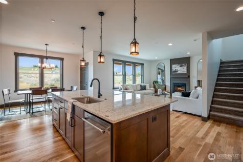 2516 Plateau Drive East Wenatchee WA 98802